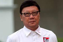 Mendagri Tebar Ancaman Bagi Oknum Komisaris BUMN Anti Pancasila